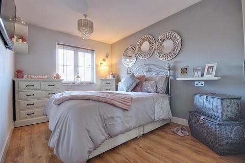 17 Halecroft Park, Kingswood, Hull, HU7 3GQ