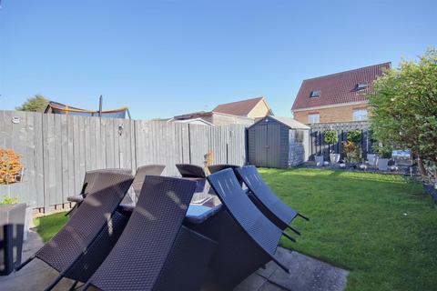 17 Halecroft Park, Kingswood, Hull, HU7 3GQ