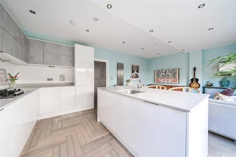2 bedroom apartment for sale, Smithys Mews, London