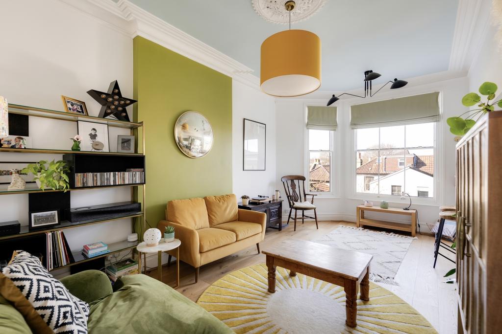 6 Family Room