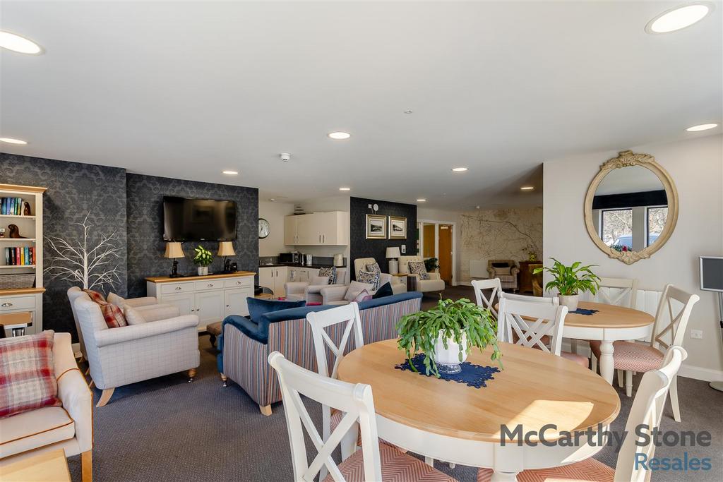 8642413-interior15.jpg