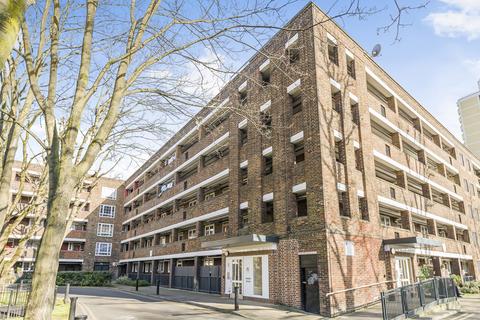 1 bedroom apartment for sale, Meadow Road, London