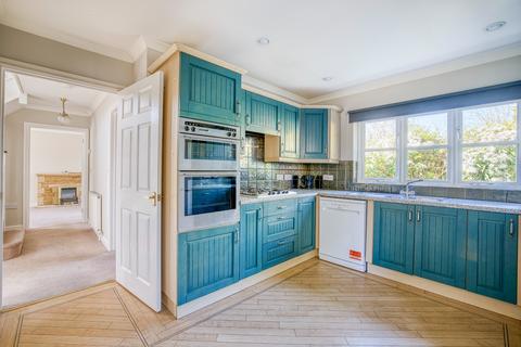 15 Castle Rise, Castle Cary, BA7 7ND
