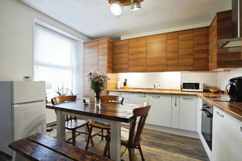 33 Polkyth Road, St Austell, PL25 4LP