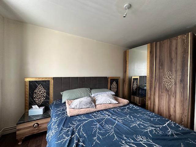 Double bedroom rear 2.jpg