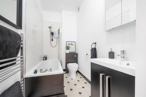 1 bedroom flat for sale, Penge Road, Penge, London, SE20