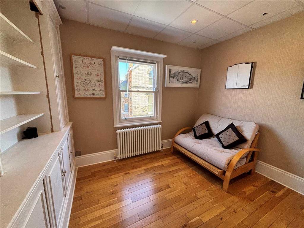 Study/bedroom 3