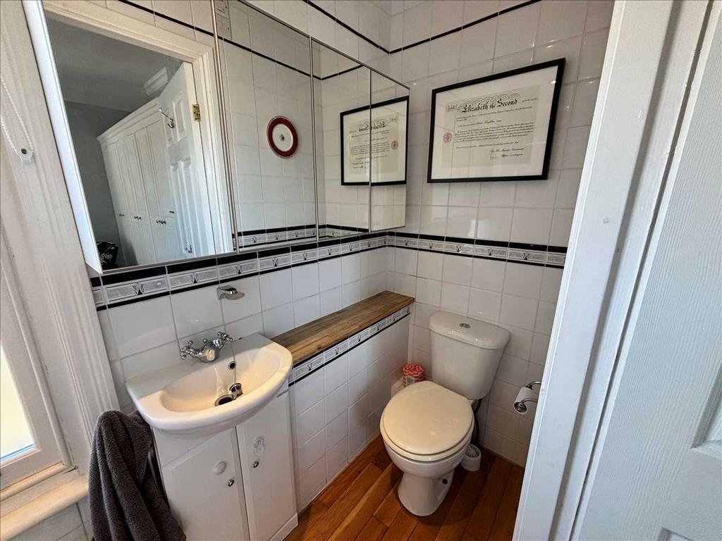 Ensuite