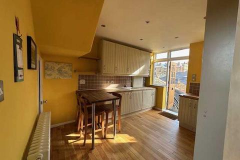 3 bedroom apartment for sale, Oriel Crescent, Scarborough