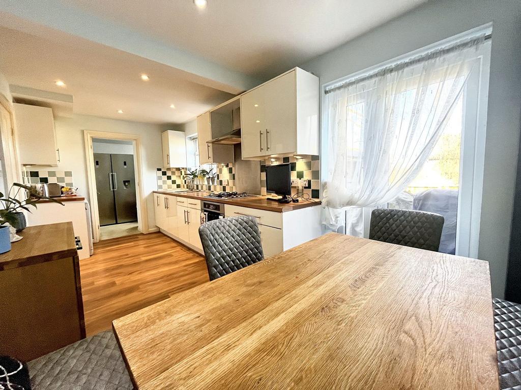 Dining Kitchen