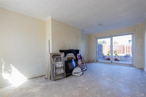 13 Michaelston Close, Barry, CF63 1SG
