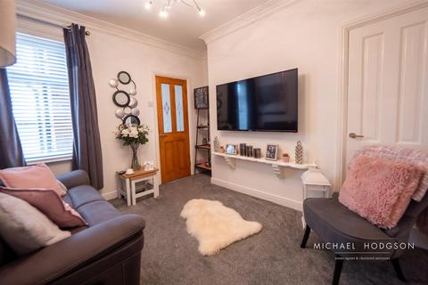 3 bedroom flat for sale, Fulwell Road, Fulwell, Sunderland