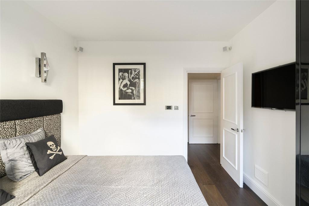 Double Bedroom