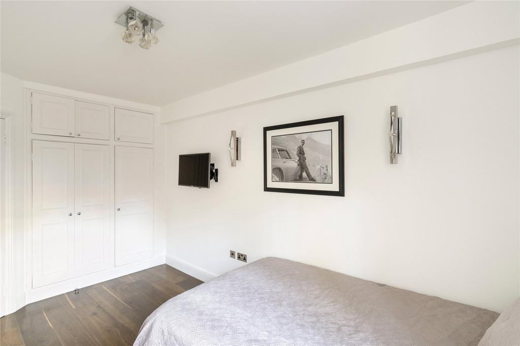 Double Bedroom