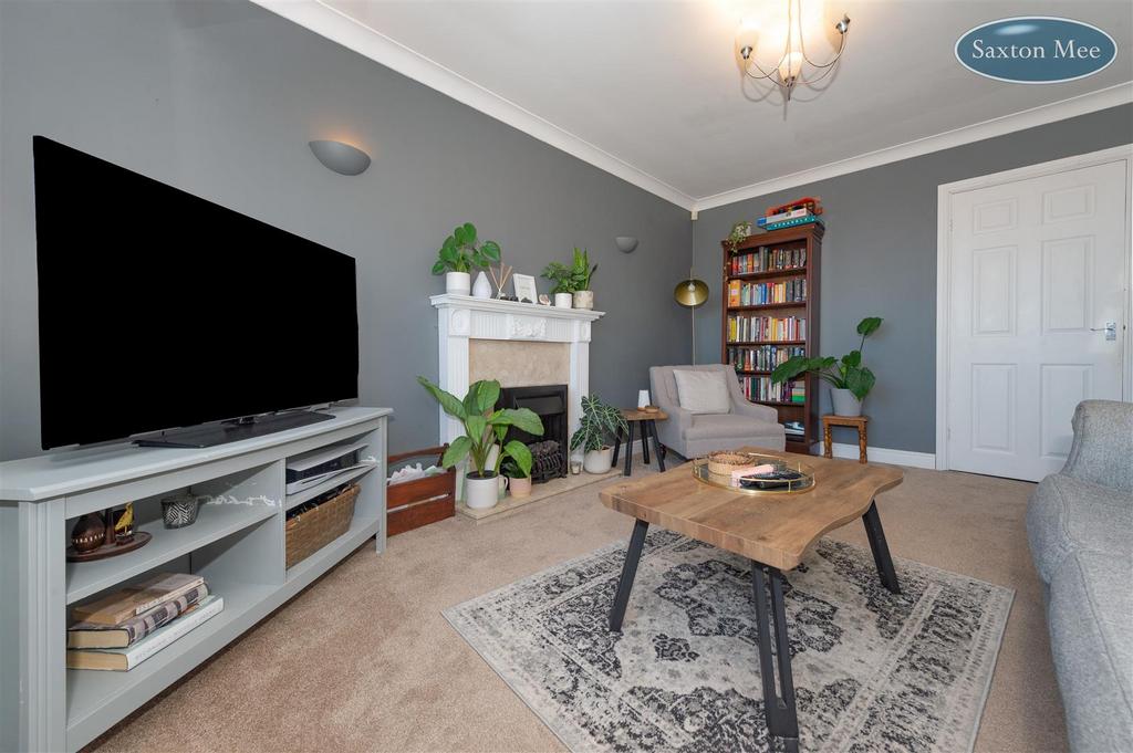 Lounge 5967.jpg