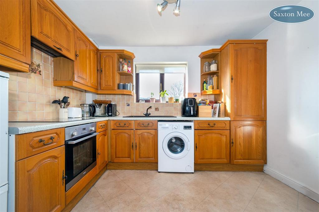 Kitchen 5859.jpg