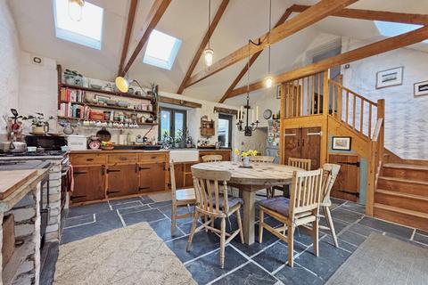 4 bedroom detached house for sale, Mawnan Smith - between Falmouth and the Helford River