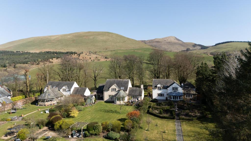 About blake fell house