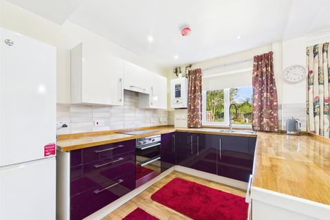 57 Hartland Road, Gloucester, GL1 4RU
