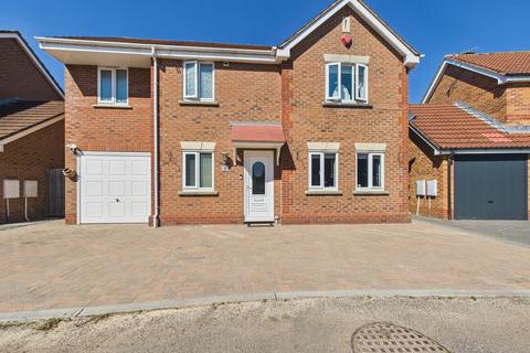 8 Capell Close, Weston-super-mare, BS22 8AT