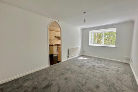 1 bedroom flat to rent, Harkness Close, Romford