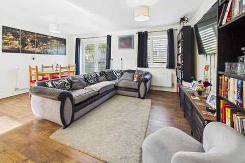 2 bedroom coach house for sale, Monkton Drive, Bordon, Hampshire, GU35