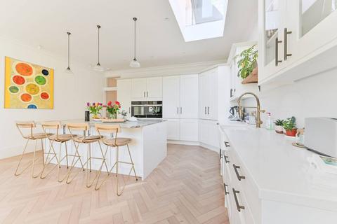 10 Alexandra Road, London, SE26 5NL