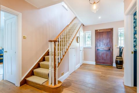 Underhill House Underhill, East Knoyle, Salisbury, SP3 6BS