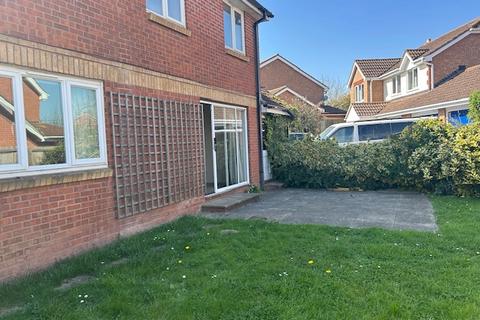 6 Belfry Close, Holmer, Hereford, HR1 1QA