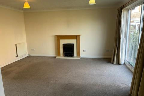 6 Belfry Close, Holmer, Hereford, HR1 1QA