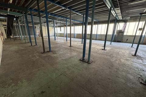 Warehouse to rent, Croydon CR0