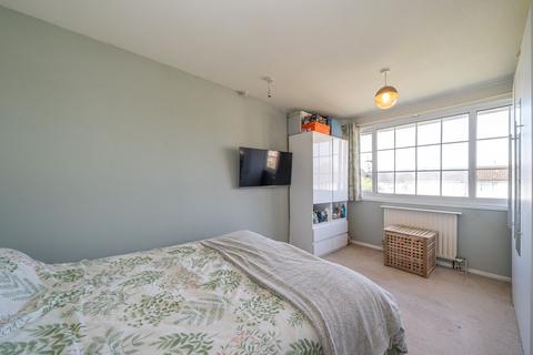 34 Collings Wells Close, Caddington, Luton, LU1 4BG