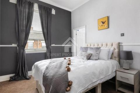 1 bedroom in a house share to rent, Pensbury Street, Darlington DL1