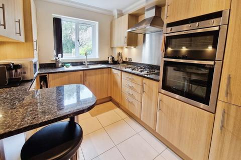 2 bedroom apartment for sale, Chine Crescent Road, DURLEY CHINE, BH2