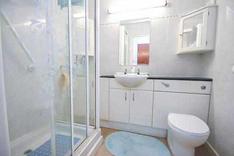 1 bedroom retirement property for sale, Holland Road, Westcliff-On-Sea SS0