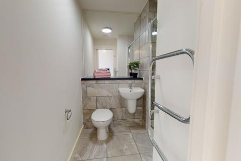 Studio to rent, Studio, One Wolstenholme Square, L1