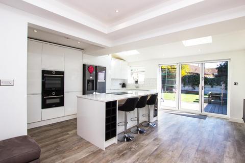 23 Avallon Way, Darwen, BB3 3JZ