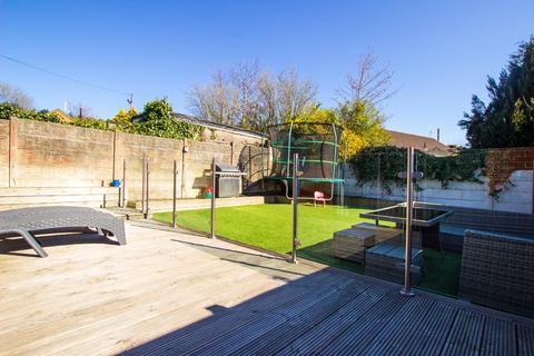 23 Avallon Way, Darwen, BB3 3JZ
