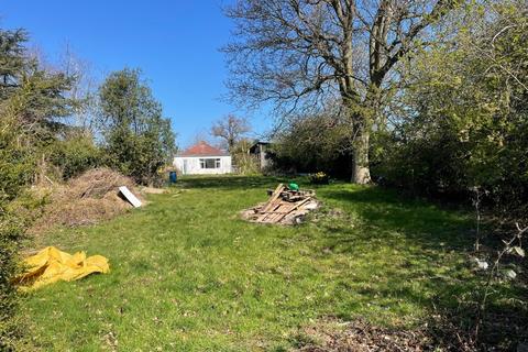 White Gate Blundeston Road, Corton, Lowestoft, NR32 5DD