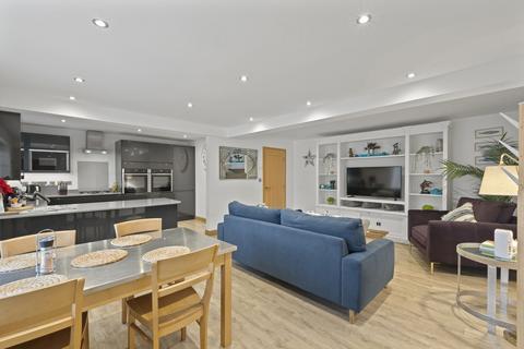 12 bedroom block of apartments for sale, Henver Road, Newquay, TR7