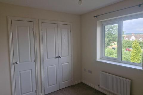 2 bedroom terraced house to rent, Levett Grange, Rugeley, WS15 2FB