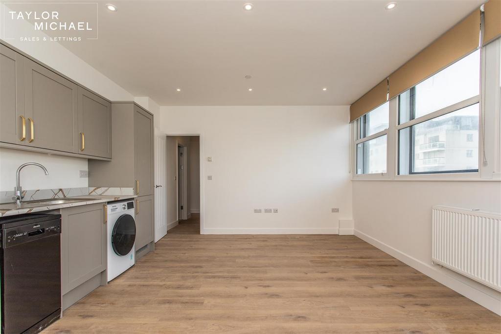 Living Room / Kitchen