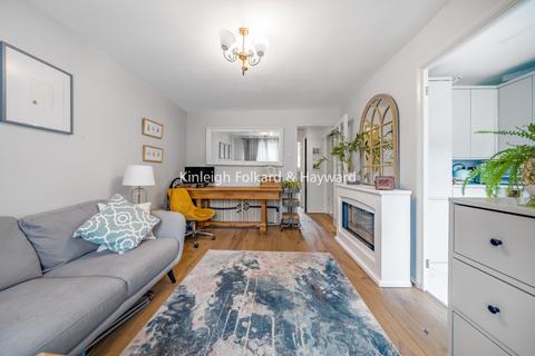 1 bedroom flat to rent, Henry Doulton Drive London SW17
