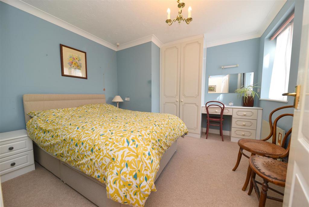 Bed1.1.JPG