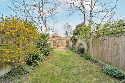 3 bedroom terraced house for sale, Birchington Road, Surbiton KT5