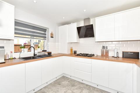 3 bedroom end of terrace house for sale, Fairfield Road, Ramsgate CT11