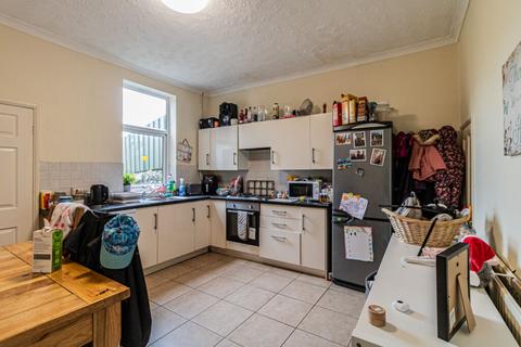 3 bedroom terraced house for sale, High Street, Macclesfield SK11 7QS