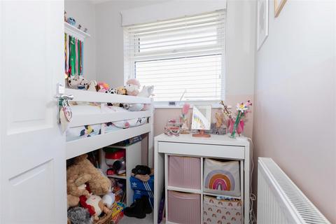 24 Chilgrove Close, Goring By Sea, Worthing, BN12 6NQ