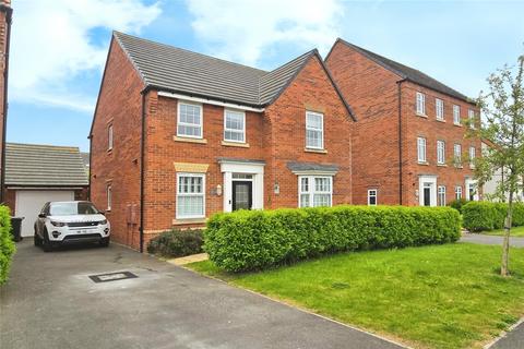 4 bedroom detached house for sale, Mays Drive, Westbury