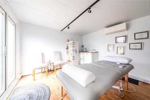 4 bedroom detached house for sale, Mays Drive, Westbury